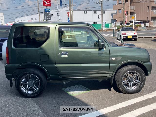 Suzuki JIMNY 2017-04 8728474-3