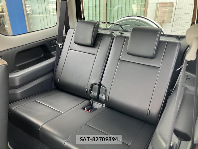 Suzuki JIMNY 2017-04 8728474-6