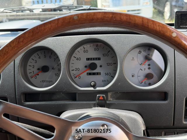 Suzuki JIMNY 1996 8728586-4