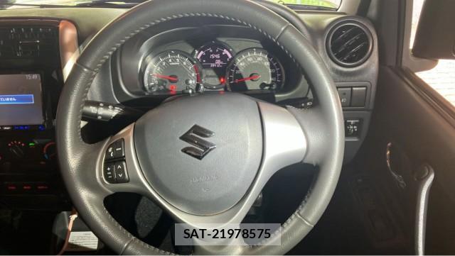 Suzuki JIMNY 2016-01 8729626-16