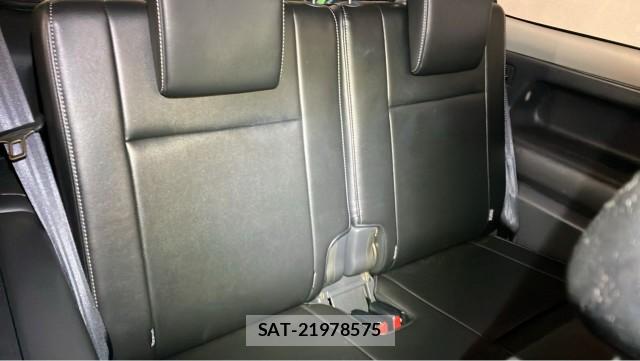 Suzuki JIMNY 2016-01 8729626-6