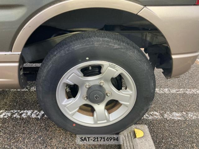 Suzuki JIMNY 2004-08 8730349-10