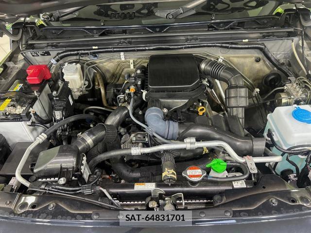 Suzuki JIMNY 2024-04 8730918-17