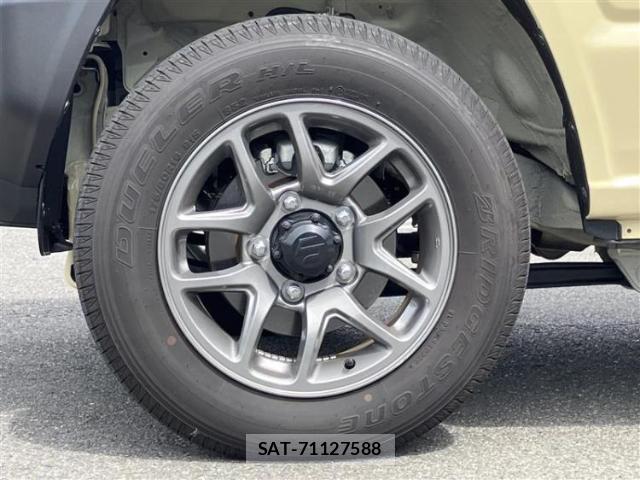 Suzuki JIMNY 2025-09 8731036-17
