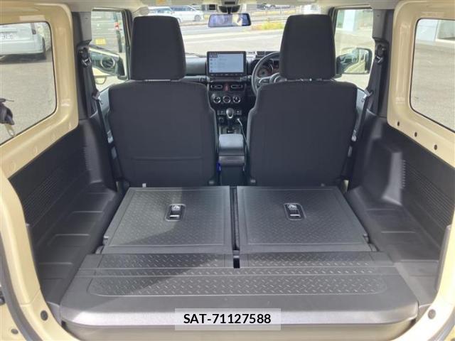 Suzuki JIMNY 2025-09 8731036-7