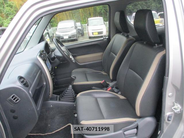 Suzuki JIMNY 2016-06 8731148-15