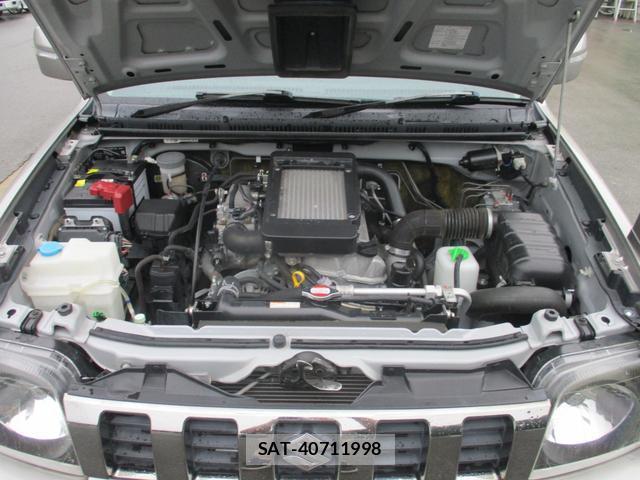 Suzuki JIMNY 2016-06 8731148-19