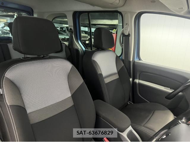 Renault KANGOO 2021-09 8730064-3
