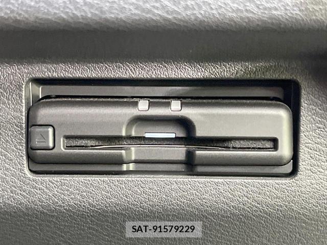Nissan KICKS 2020-10 8727578-6