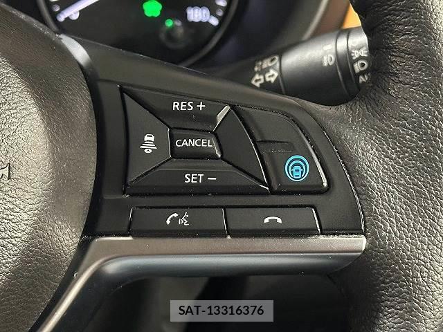 Nissan KICKS 2020-12 8730740-4