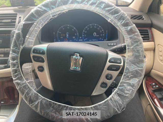 Toyota KLUGER HYBRID 2010-05 8727339-16