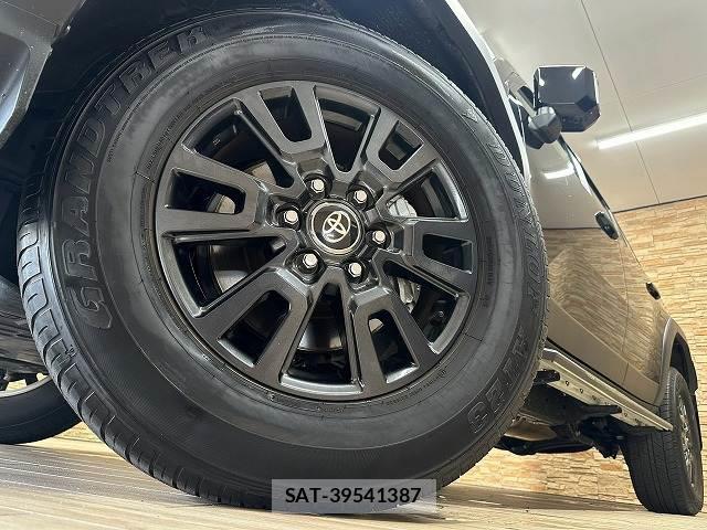 Toyota Land Cruiser 250 2024-11 8726596-18