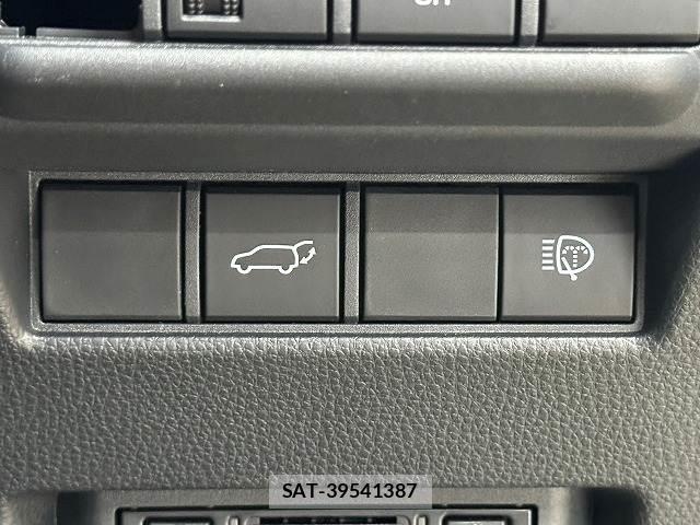 Toyota Land Cruiser 250 2024-11 8726596-8