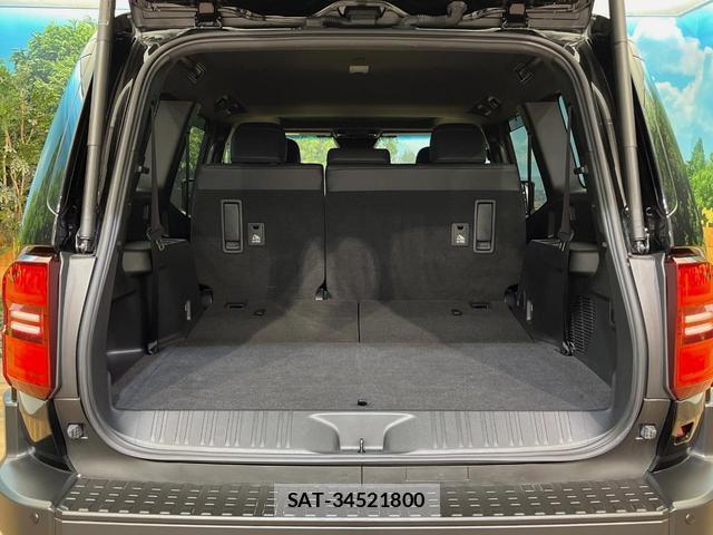 Toyota Land Cruiser 250 2024-05 8727185-12