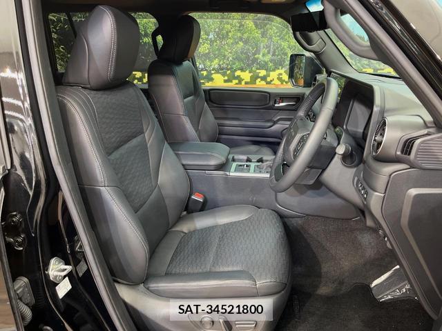 Toyota Land Cruiser 250 2024-05 8727185-9