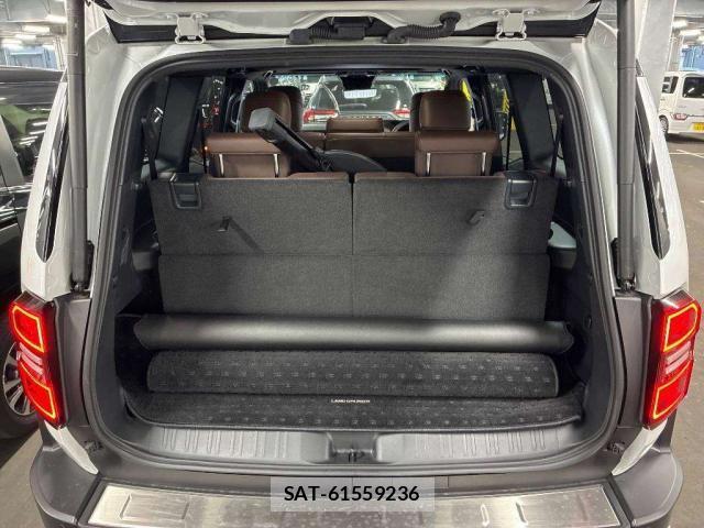 Toyota Land Cruiser 250 2024-05 8729984-7