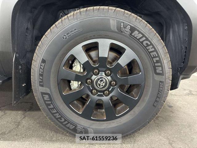 Toyota Land Cruiser 250 2024-05 8729984-8