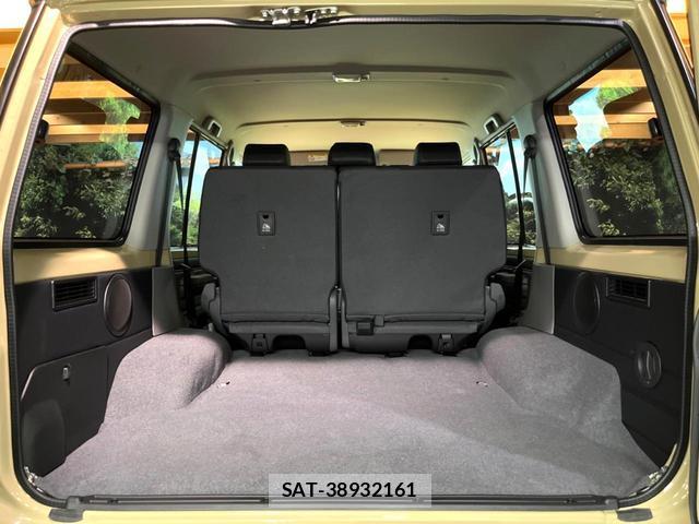 Toyota Land Cruiser 70 2025-08 8727036-12