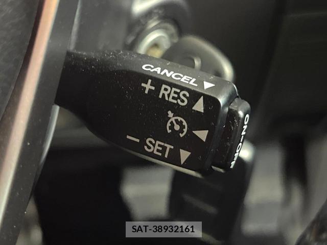 Toyota Land Cruiser 70 2025-08 8727036-4