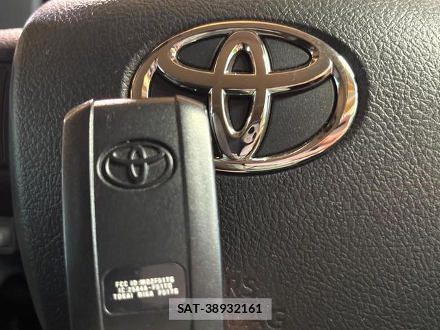 Toyota Land Cruiser 70 2025-08 8727036-9