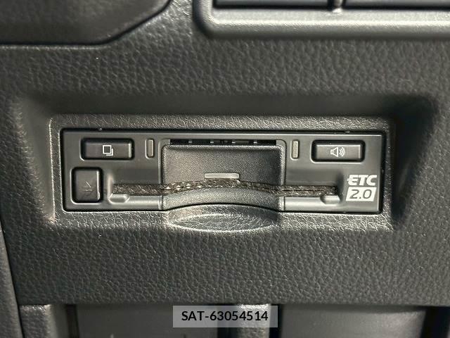 Toyota Land Cruiser FJ 2026-06 8725997-11