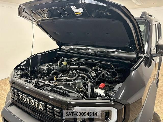 Toyota Land Cruiser FJ 2026-06 8725997-17