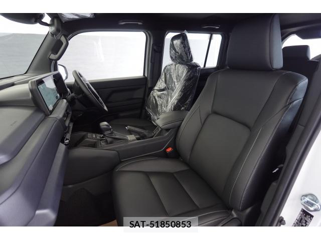 Toyota Land Cruiser FJ 2026-06 8727000-5