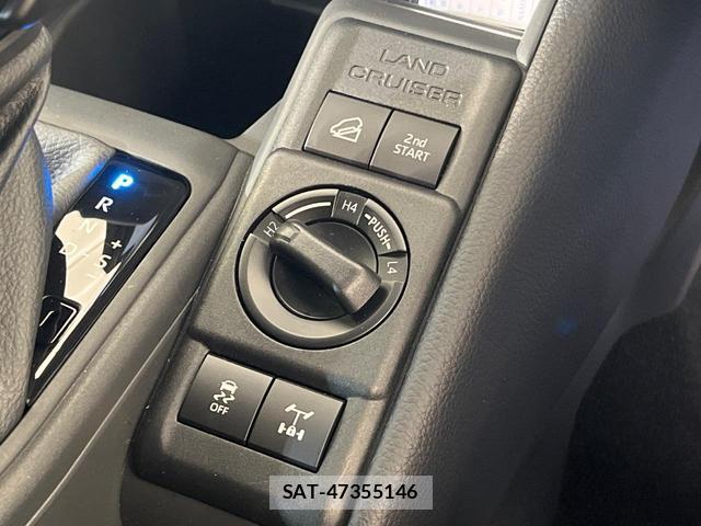 Toyota Land Cruiser FJ 2026-07 8727859-2