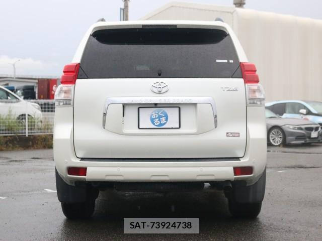 Toyota LAND CRUISER PRADO 2013-05 8728442-1