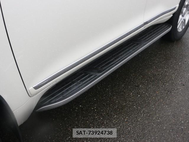 Toyota LAND CRUISER PRADO 2013-05 8728442-10