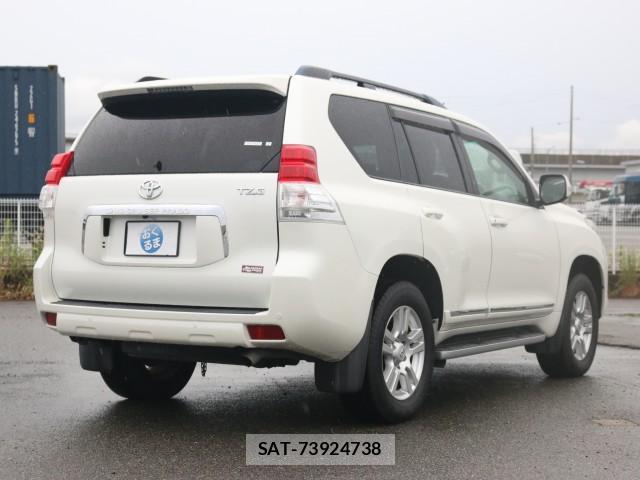 Toyota LAND CRUISER PRADO 2013-05 8728442-13