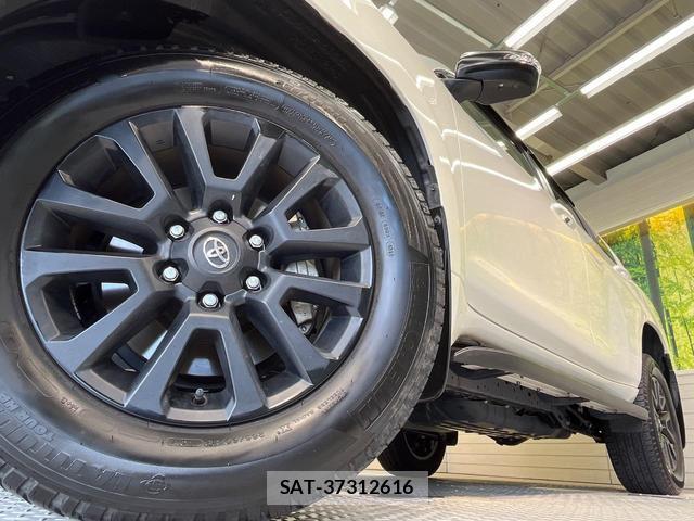 Toyota LAND CRUISER PRADO 2023-01 8730842-13