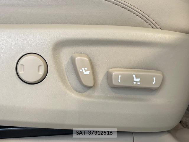Toyota LAND CRUISER PRADO 2023-01 8730842-6