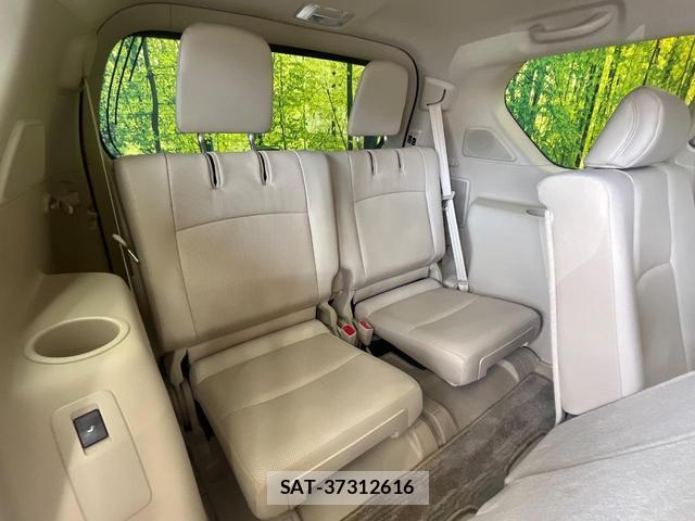 Toyota LAND CRUISER PRADO 2023-01 8730842-9