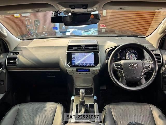Toyota LAND CRUISER PRADO 2022-03 8730871-1