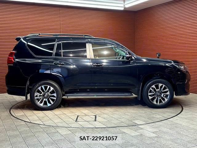 Toyota LAND CRUISER PRADO 2022-03 8730871-16