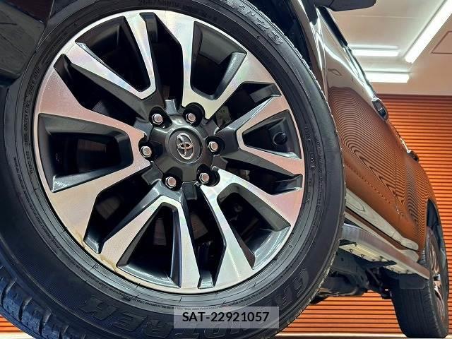 Toyota LAND CRUISER PRADO 2022-03 8730871-18