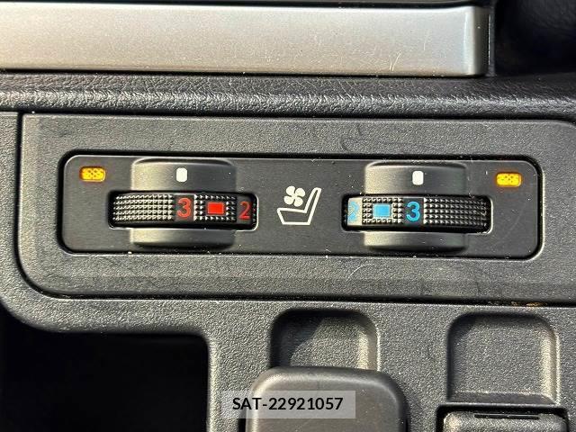 Toyota LAND CRUISER PRADO 2022-03 8730871-5