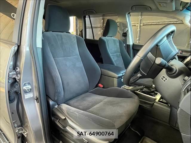 Toyota LAND CRUISER PRADO 2018-03 8731353-10