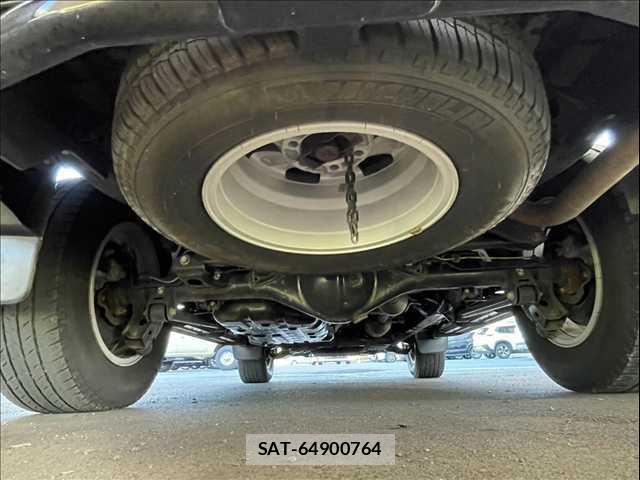 Toyota LAND CRUISER PRADO 2018-03 8731353-13