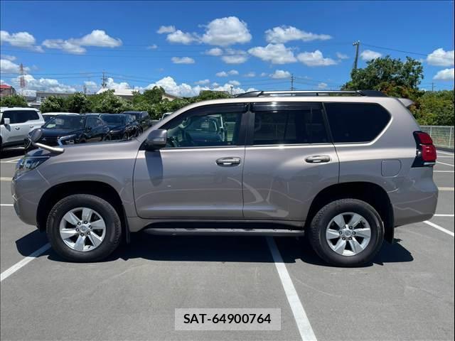Toyota LAND CRUISER PRADO 2018-03 8731353-16