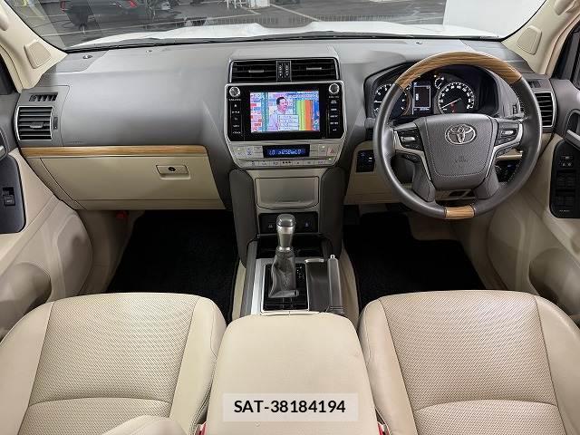 Toyota LAND CRUISER PRADO 2018-03 8731399-1