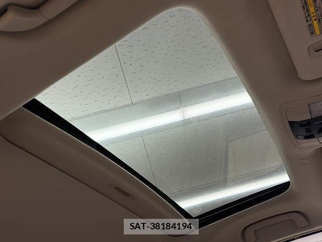 Toyota LAND CRUISER PRADO 2018-03 8731399-4