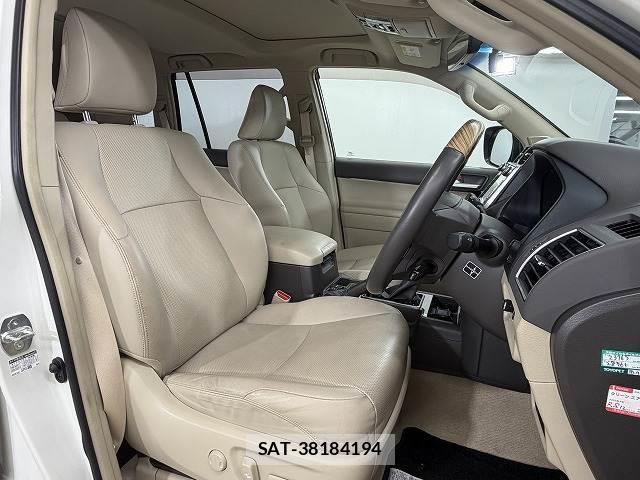 Toyota LAND CRUISER PRADO 2018-03 8731399-9