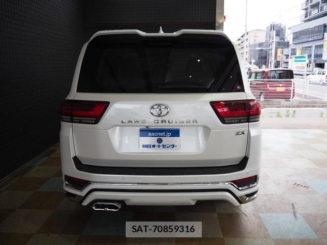 Toyota LAND CRUISER 2023-11 8726326-1
