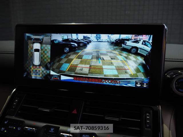 Toyota LAND CRUISER 2023-11 8726326-13