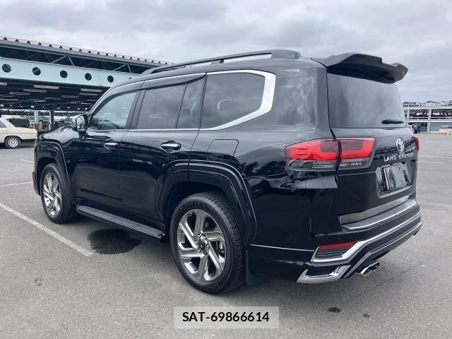 Toyota LAND CRUISER 2024-05 8727641-1