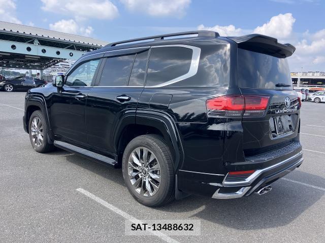 Toyota LAND CRUISER 2022-04 8727642-1