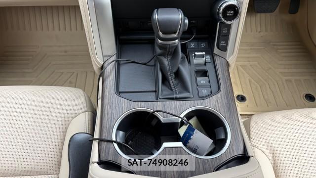 Toyota LAND CRUISER 2024-05 8729653-13