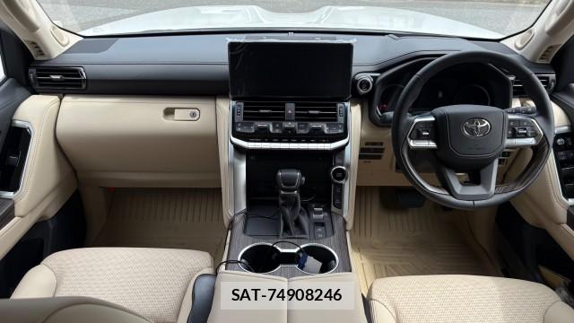 Toyota LAND CRUISER 2024-05 8729653-2